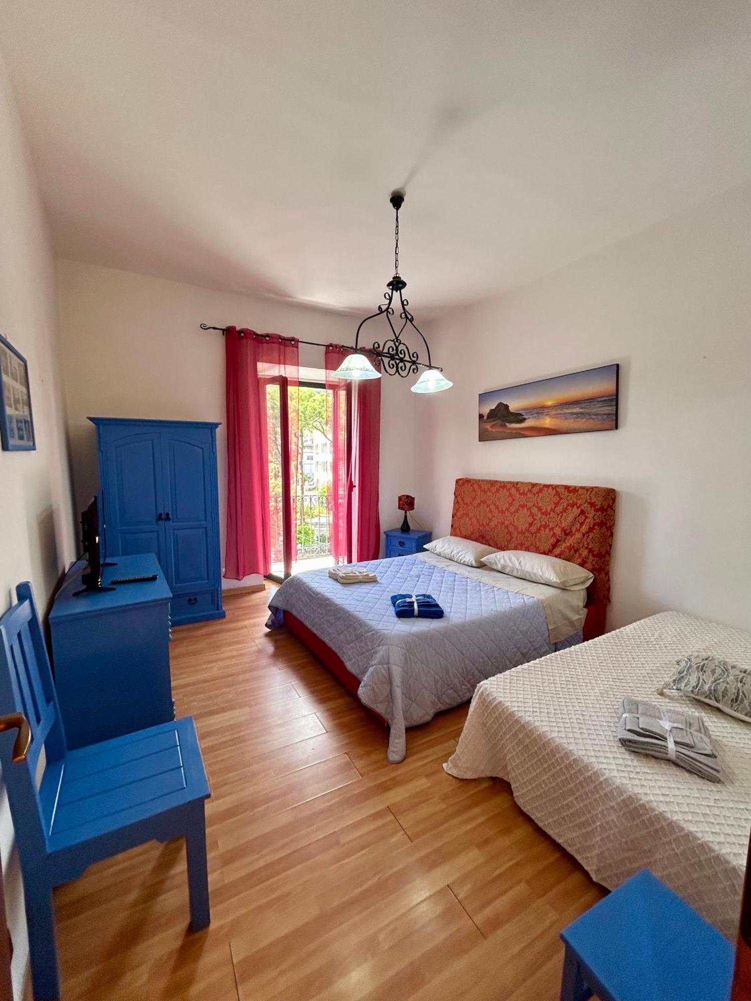 Holiday House Ginevra Formia Buitenkant foto