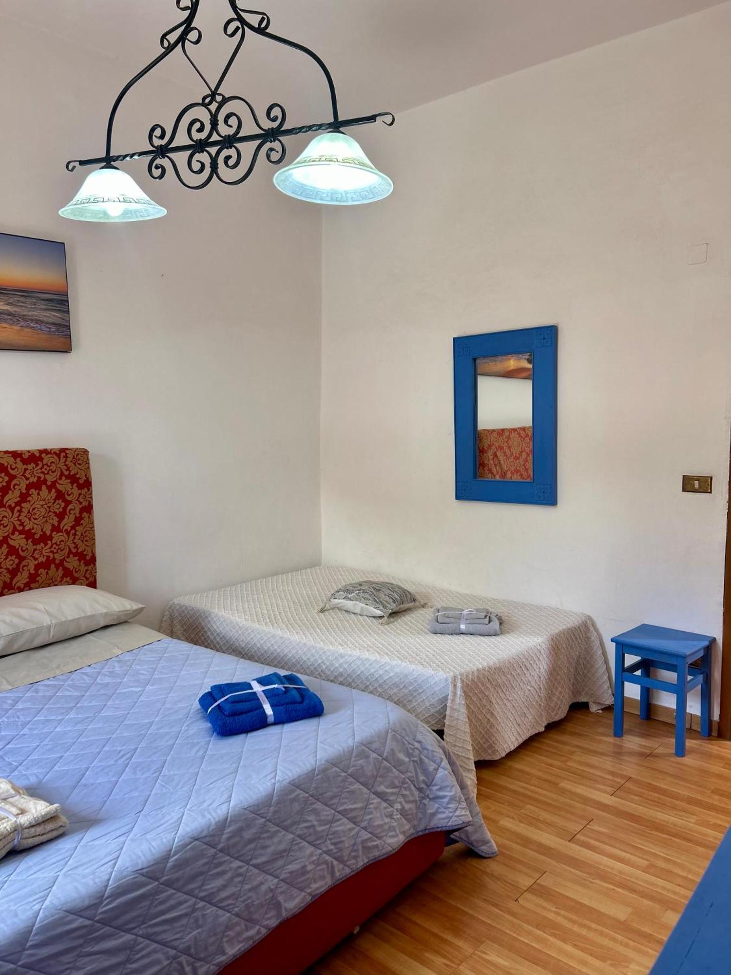 Holiday House Ginevra Formia Buitenkant foto